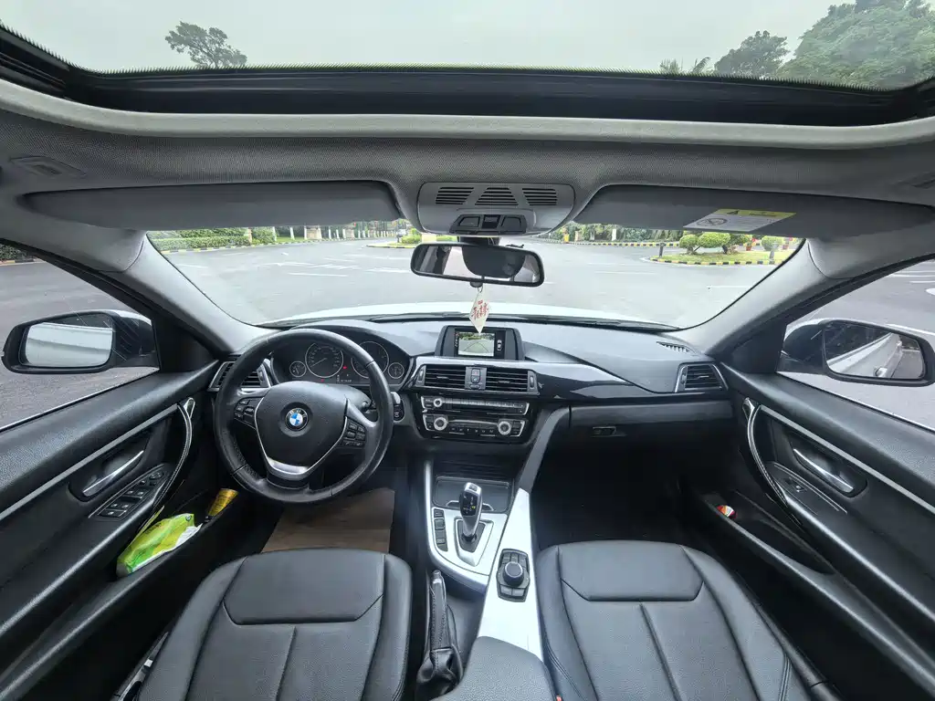 BMW 3 Series — миниатюра 6