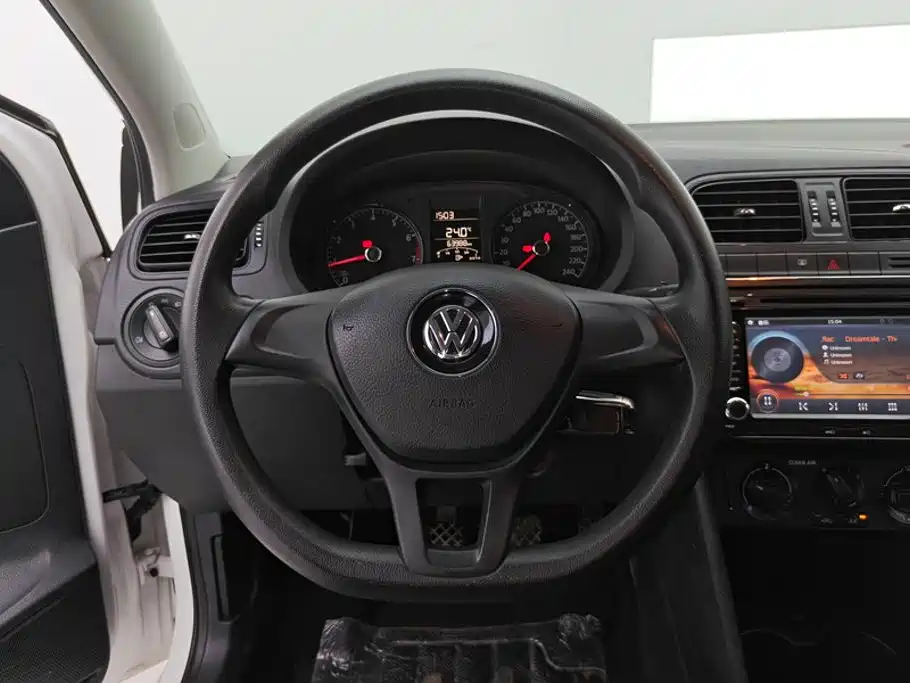 Volkswagen Polo — миниатюра 15