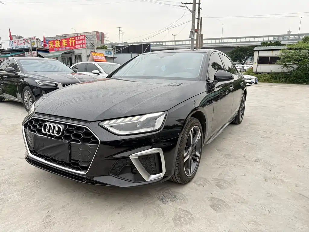 Audi A4L 2021