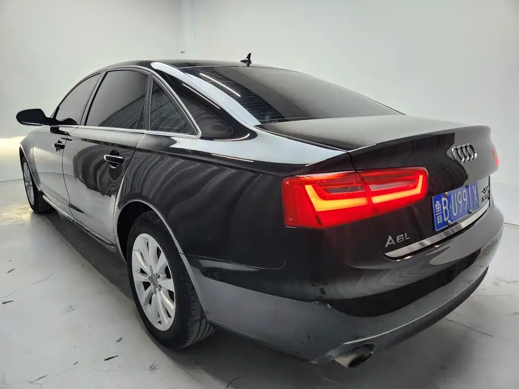 Audi A6L 2012 30 FSI Comfort