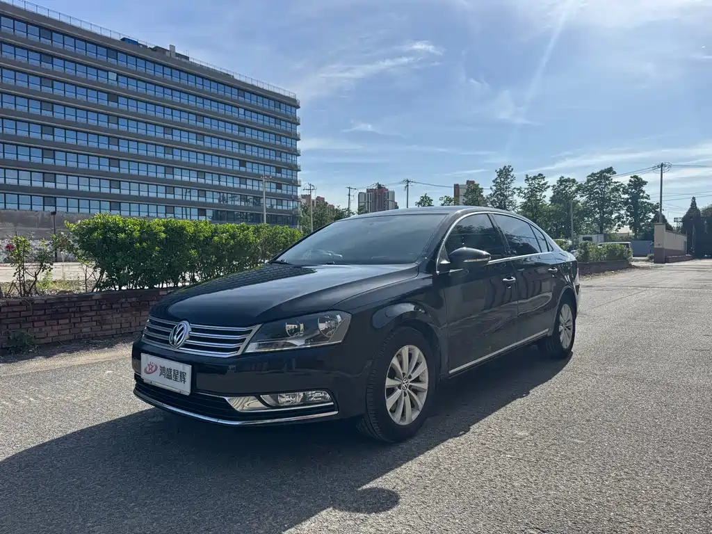 Volkswagen Magotan 2012