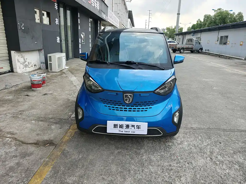 Baojun E100