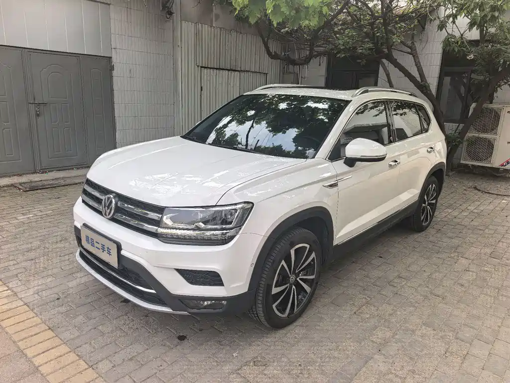 Volkswagen Tharu 2020