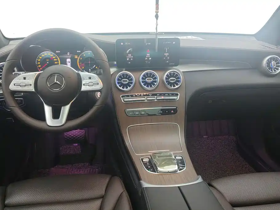 Mercedes-Benz GLC — миниатюра 12