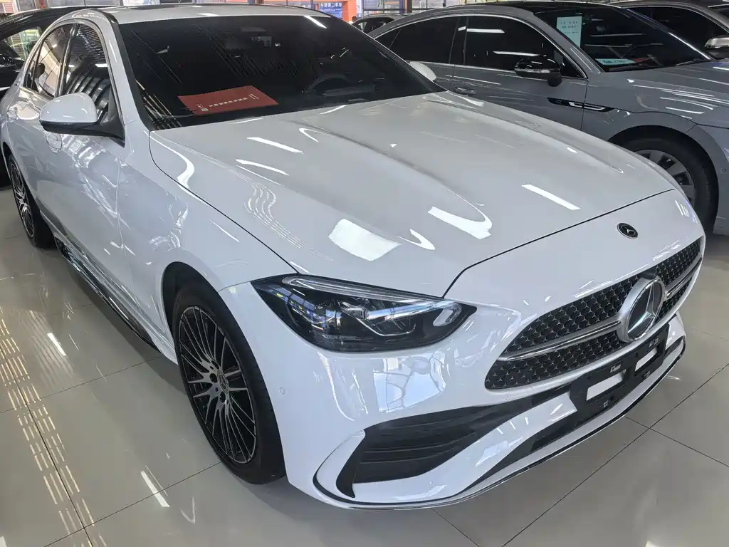 Mercedes-Benz C-Class — миниатюра 3