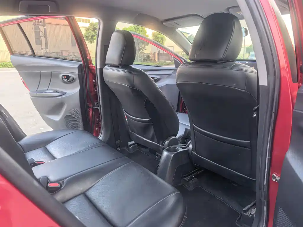 Toyota Vios FS — миниатюра 10