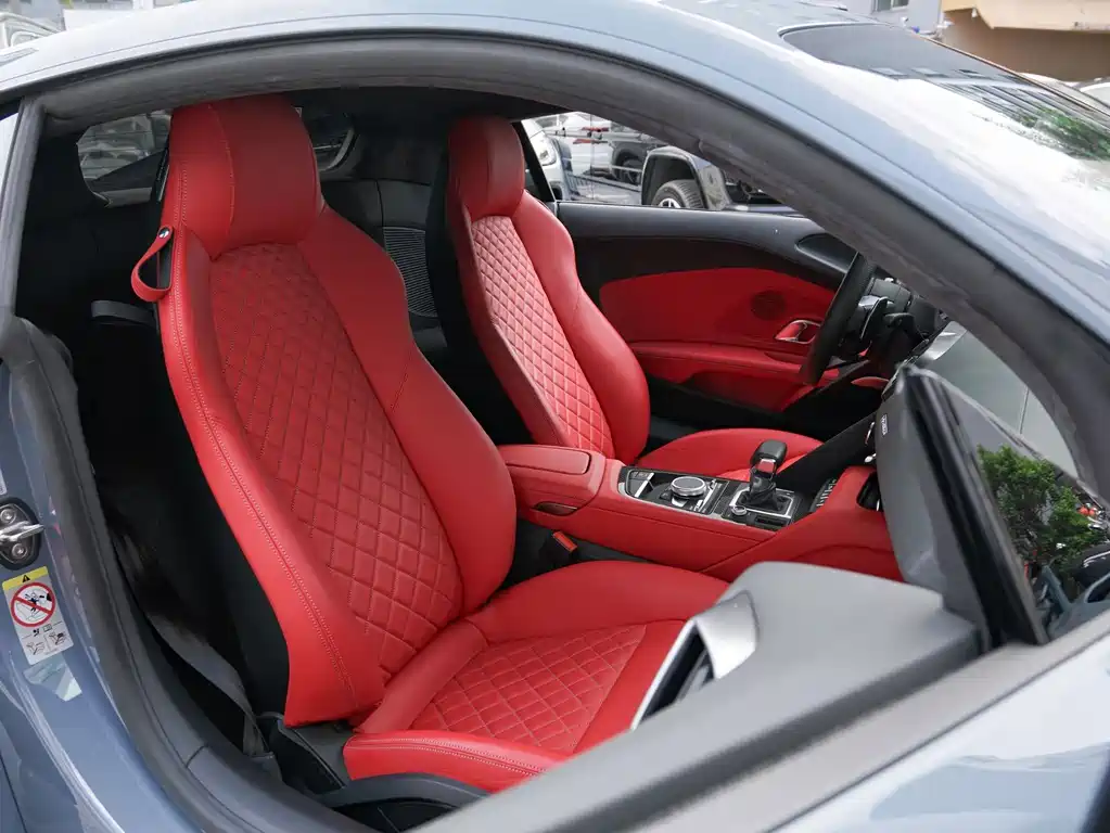 Audi R8 — миниатюра 6