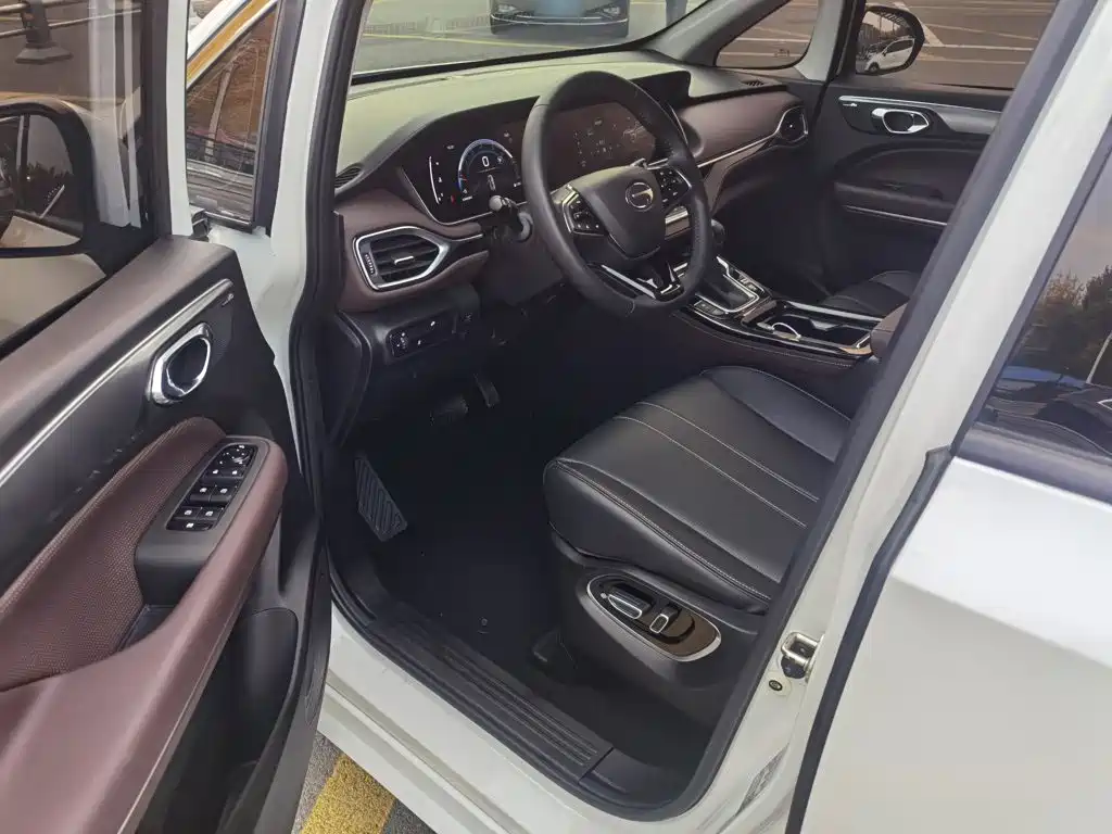 GAC Motor Trumpchi M6 — миниатюра 18