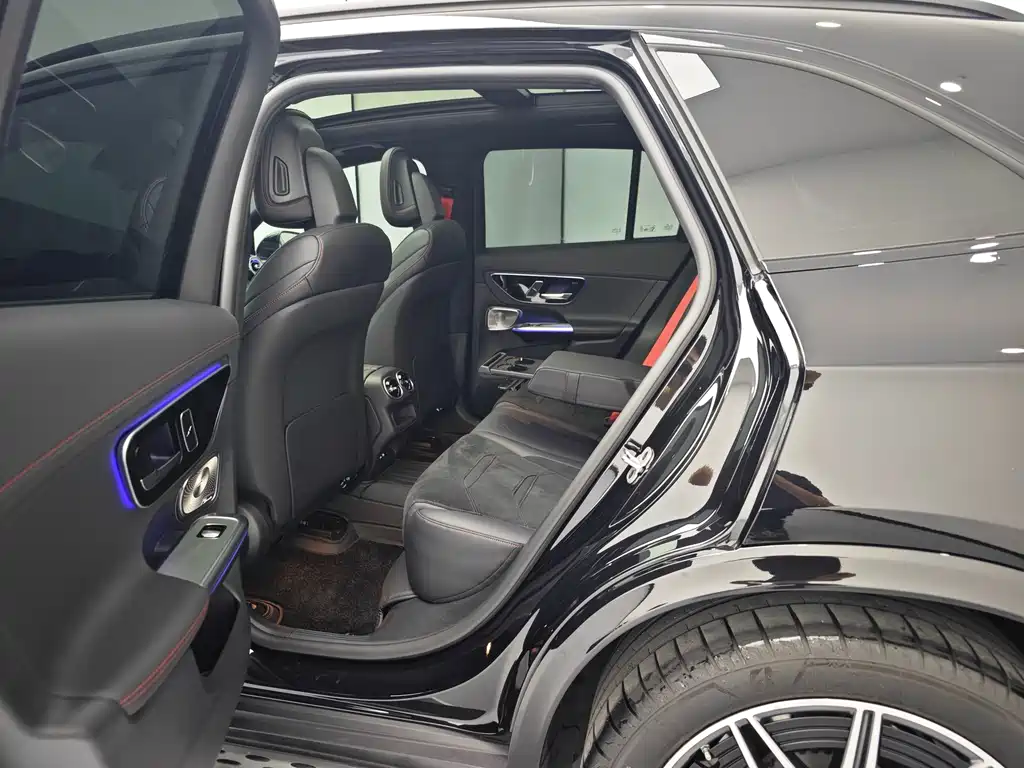 Mercedes-Benz GLC AMG — миниатюра 16