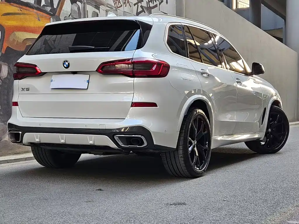 BMW X5 2019 xDrive40i Premium M Sport