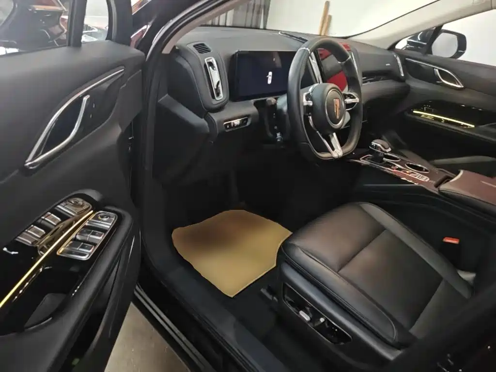 Hongqi Hongqi HS3 PHEV — миниатюра 16