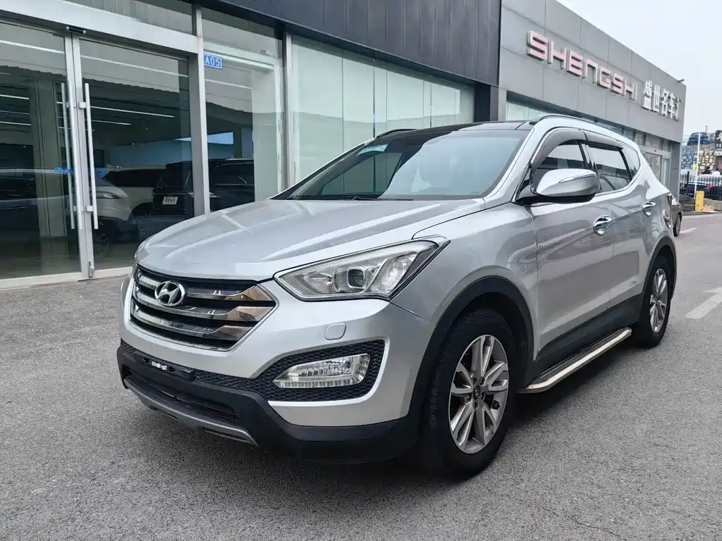 Hyundai Santa Fe 2014