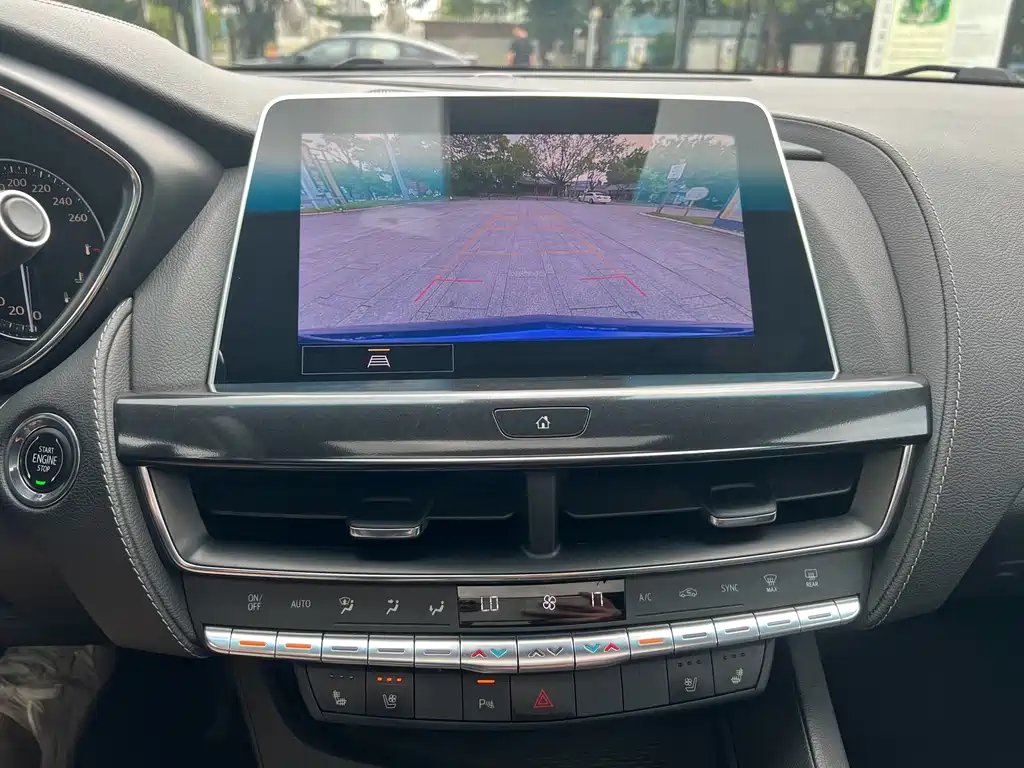 Cadillac CT5 — миниатюра 15