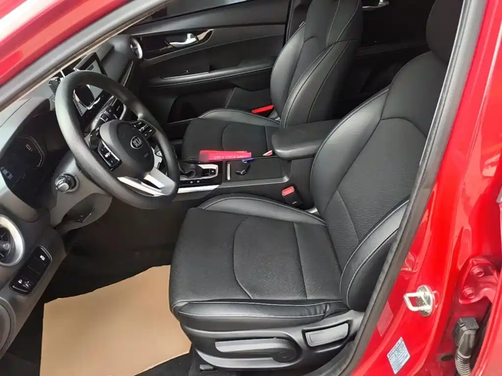 Kia K3 — миниатюра 15