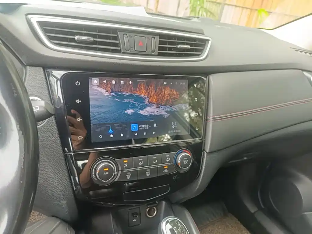 Nissan Qashqai — миниатюра 13