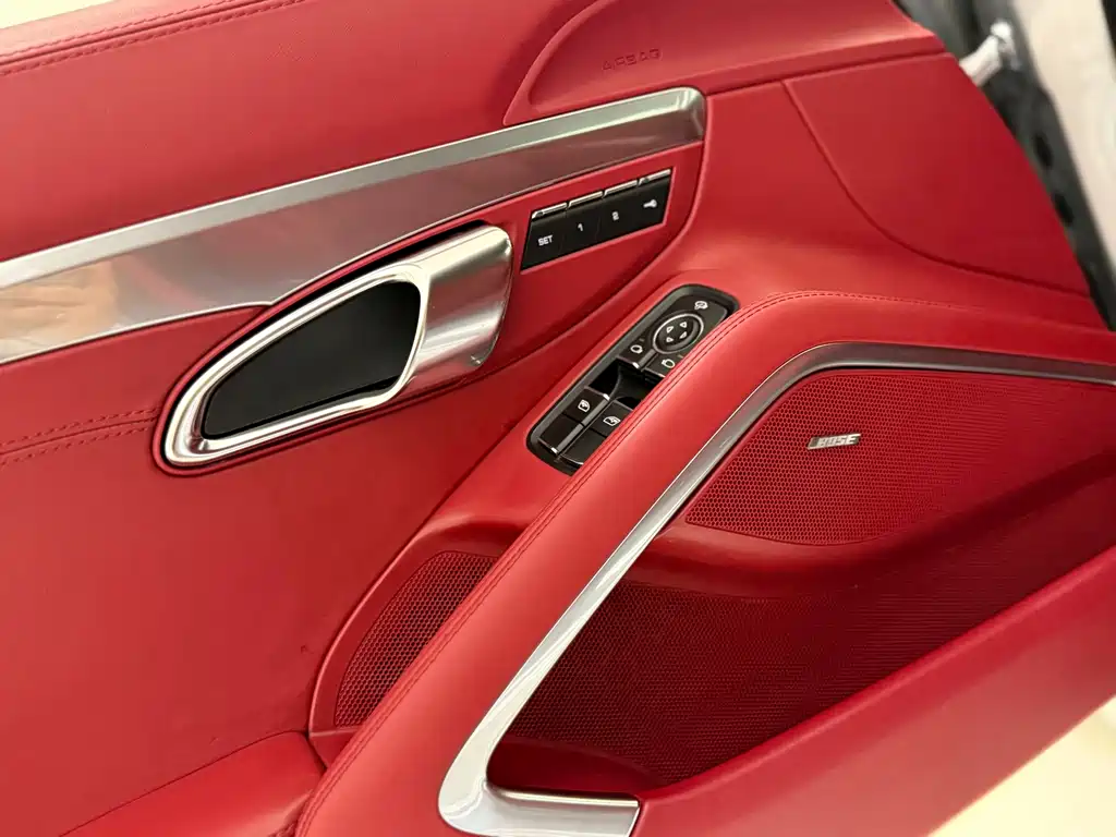 Porsche Cayman — миниатюра 8