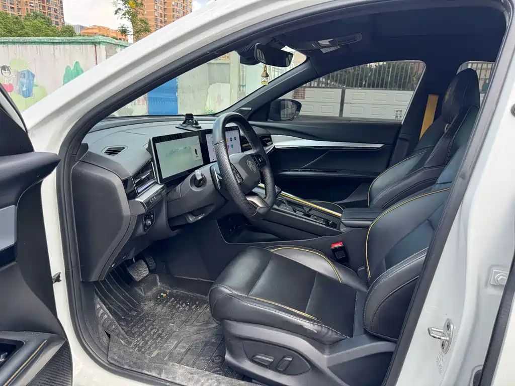 MG MG5 Scorpio — миниатюра 4