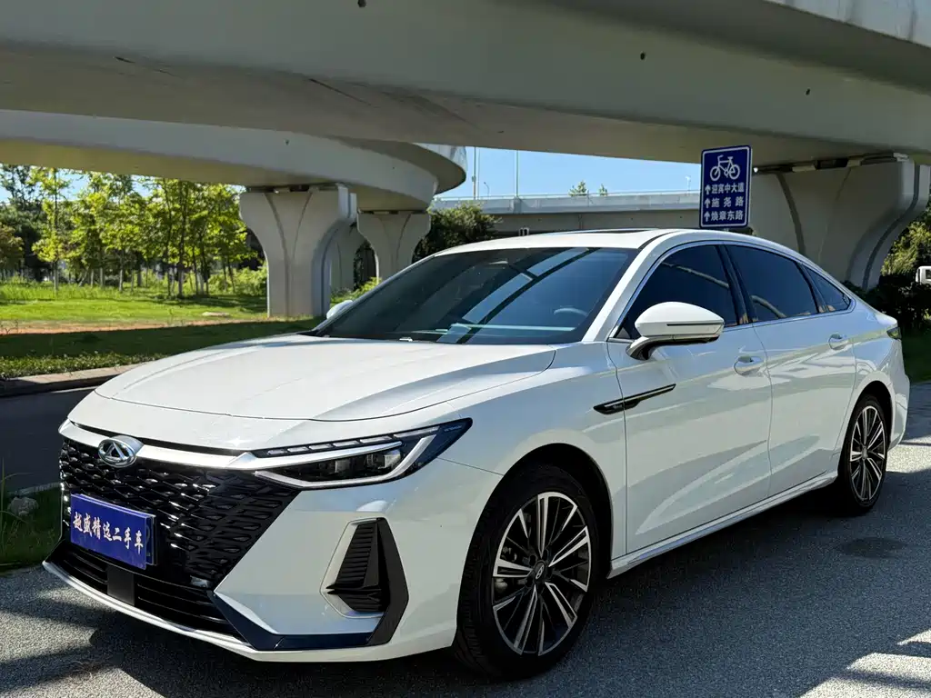 Chery Arrizo 8
