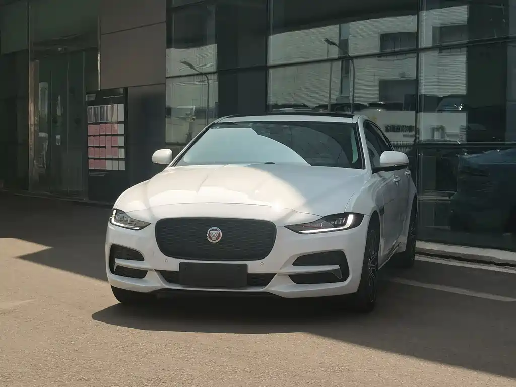 Jaguar XEL 2021