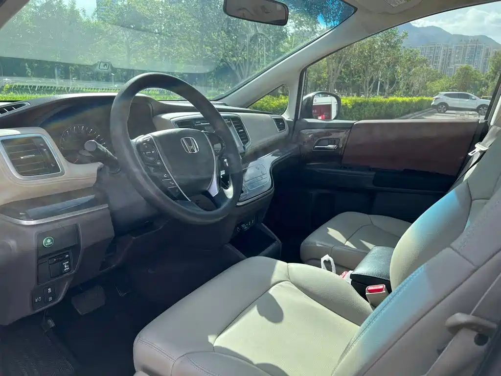 Honda Odyssey — миниатюра 9