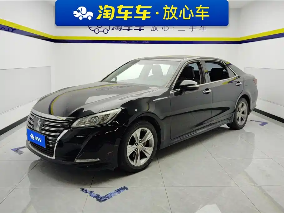 Купить Toyota Crown