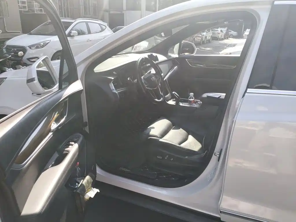 Cadillac XT5 — миниатюра 16
