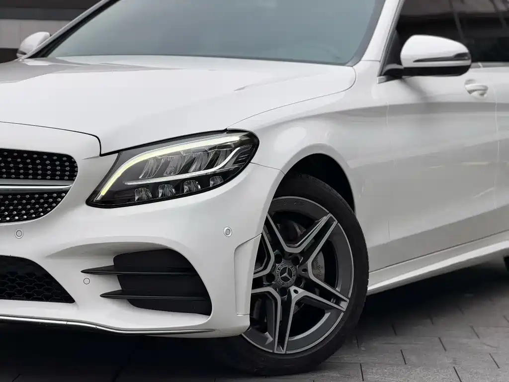 Mercedes-Benz C-Class (Import) — миниатюра 7