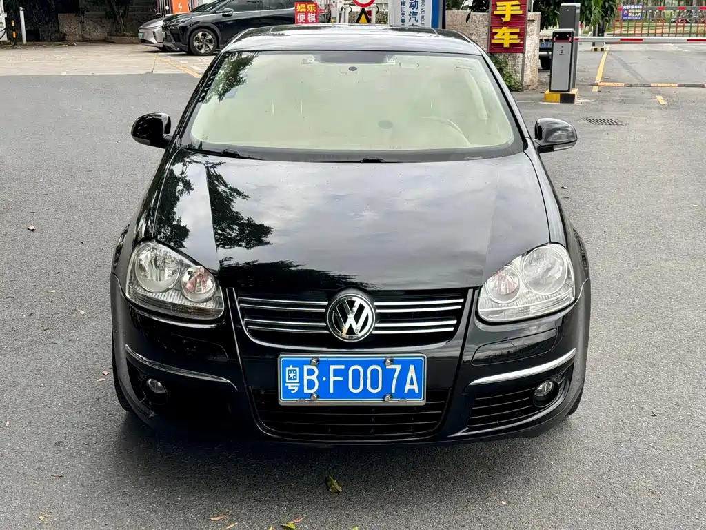 Volkswagen Sagitar 2009 1.8TSI AT Champion