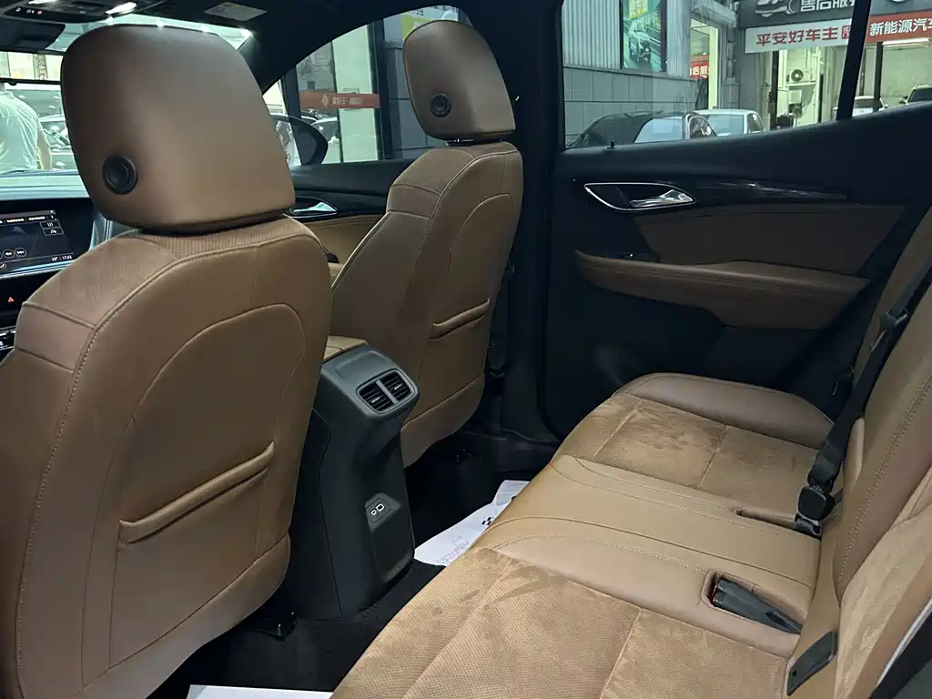 Buick Envision S — миниатюра 7