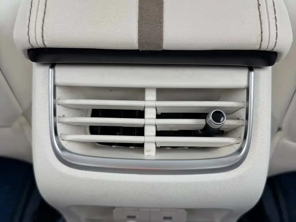 TANK CO CREATION TANK 300