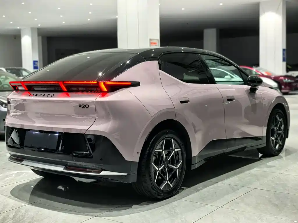 Lynk & Co Z20 — миниатюра 4