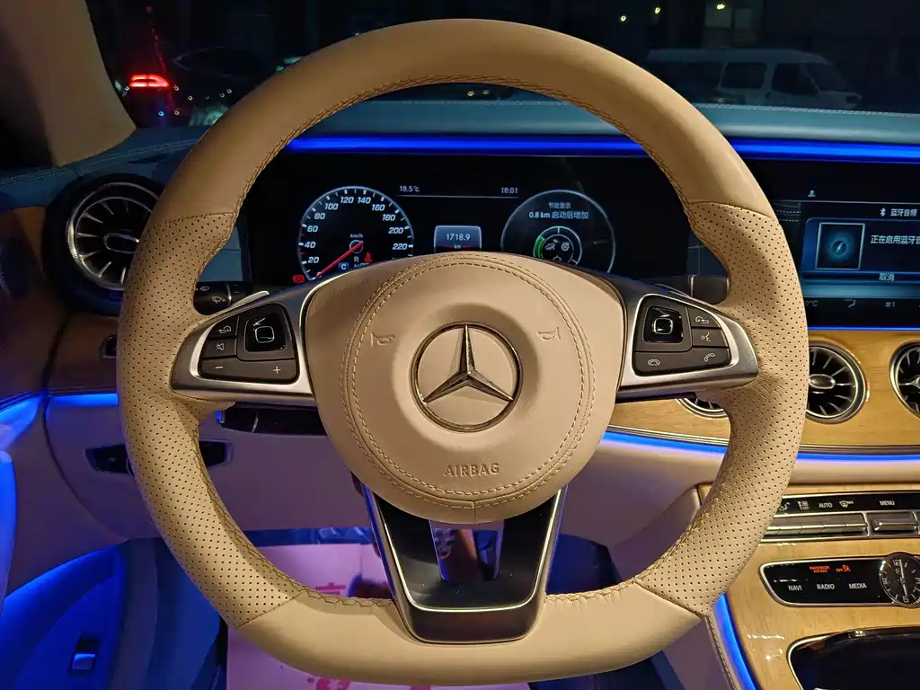 Mercedes-Benz E-Class (Import) — миниатюра 18