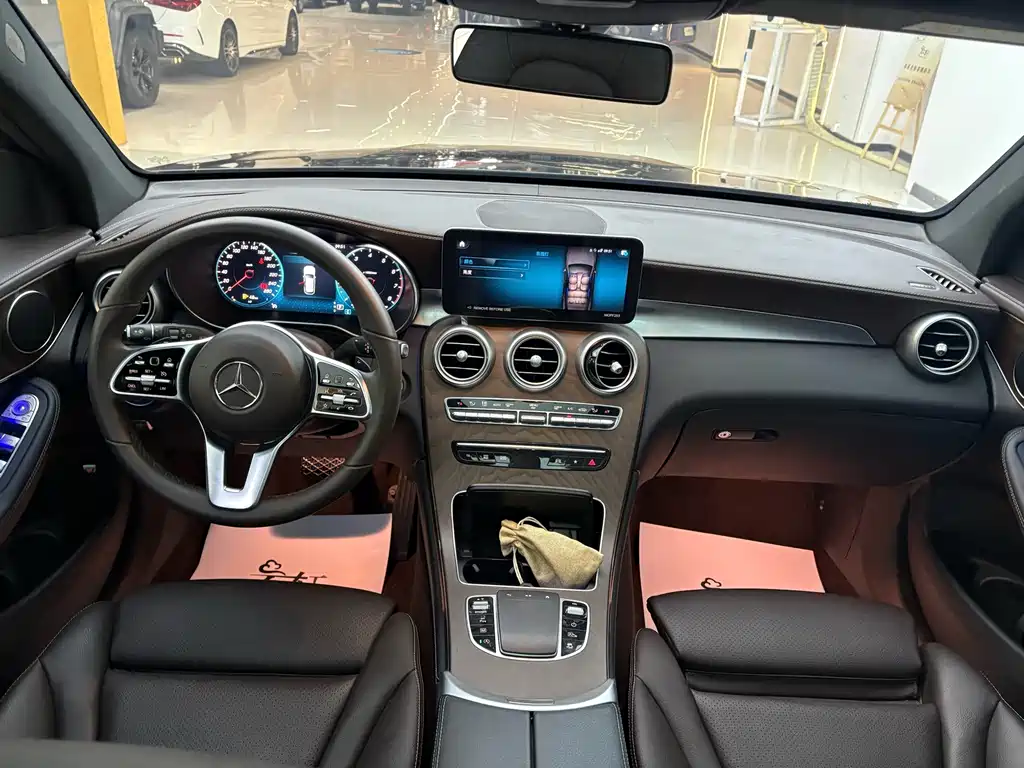 Mercedes-Benz GLC — миниатюра 23