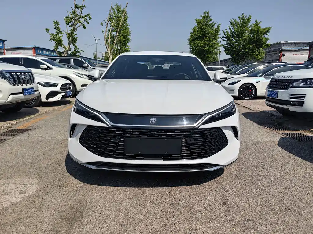BYD Qin L L 2025 DM-i Smart Drive 120KM