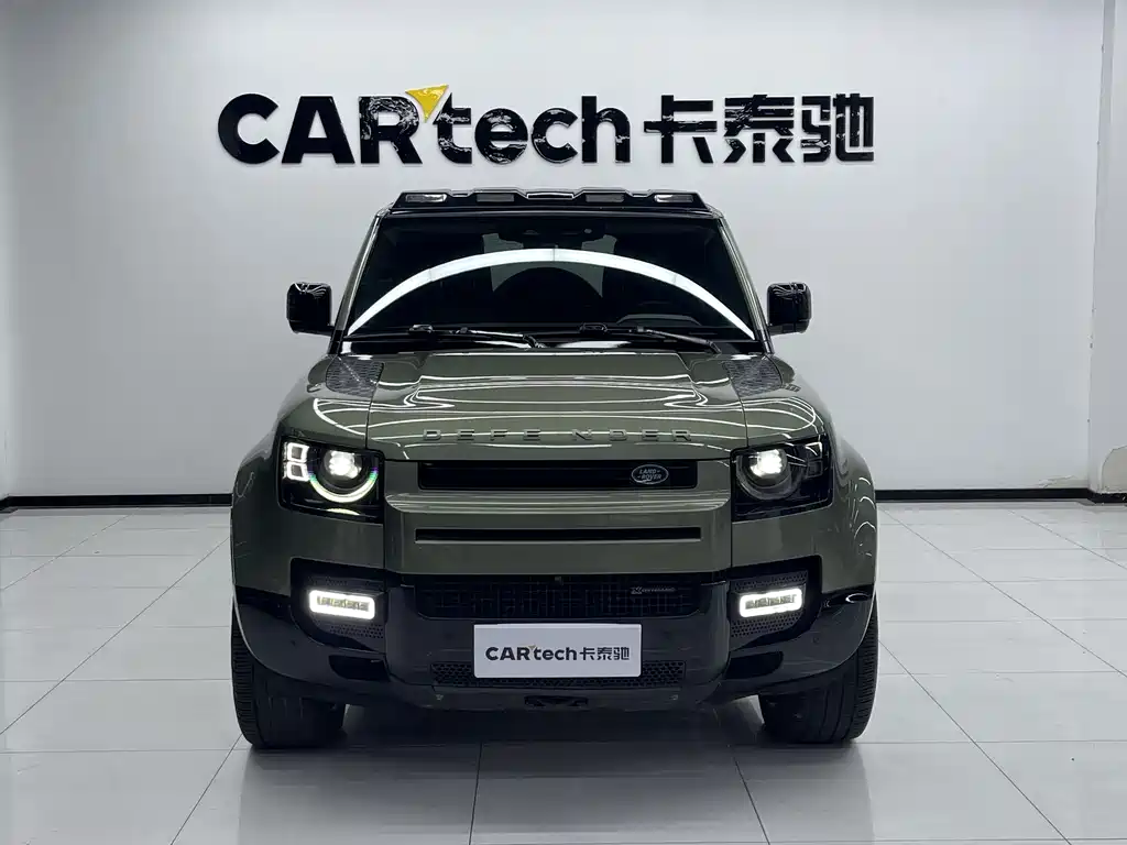 Land Rover Defender — миниатюра 3