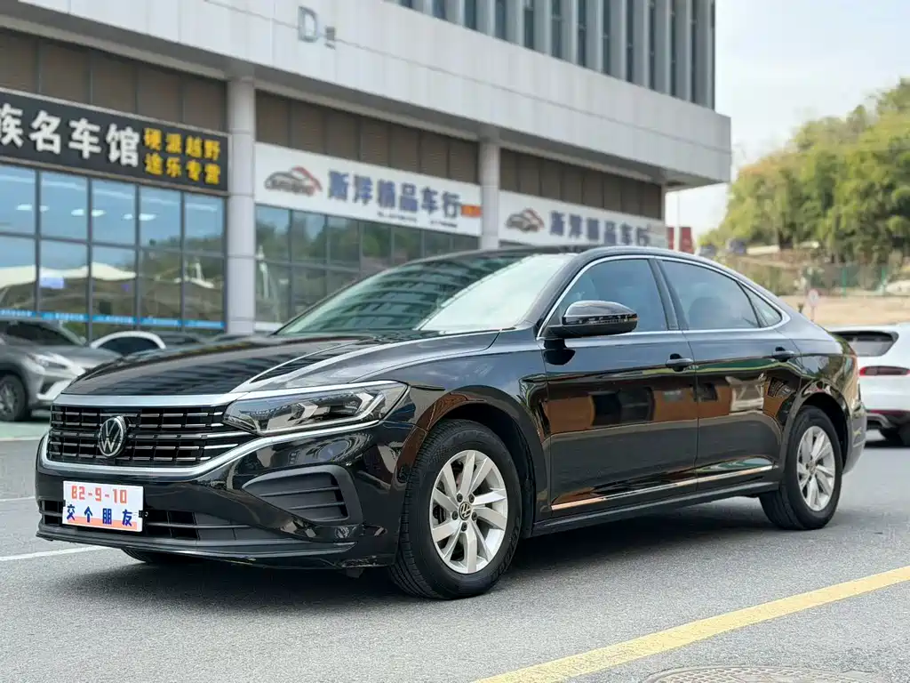 Volkswagen Passat 2024