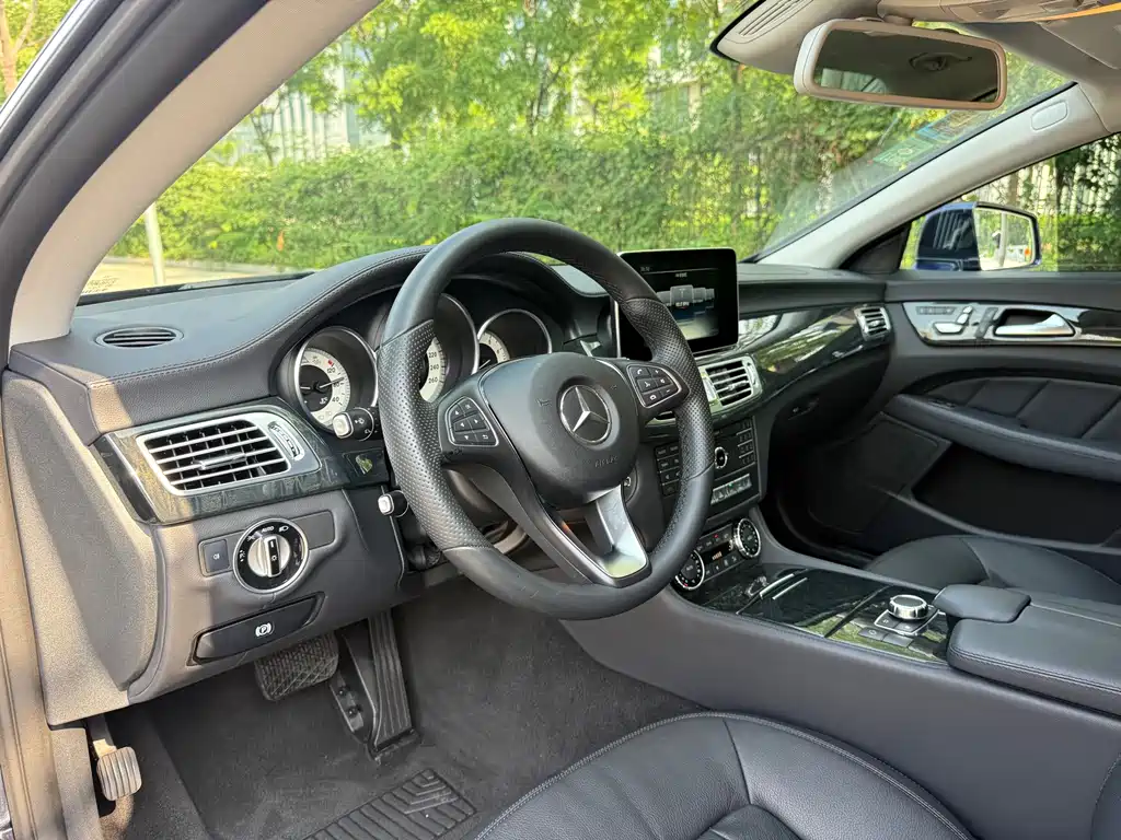 Mercedes-Benz CLS 2015 CLS 320