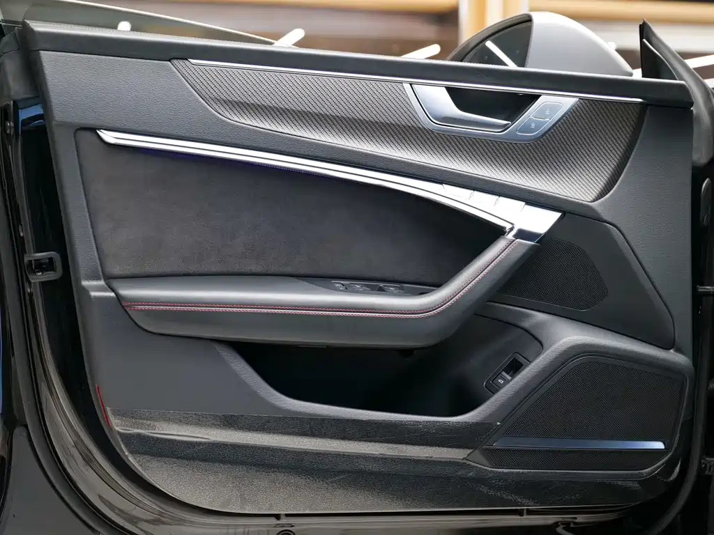 Audi RS 7 — миниатюра 9