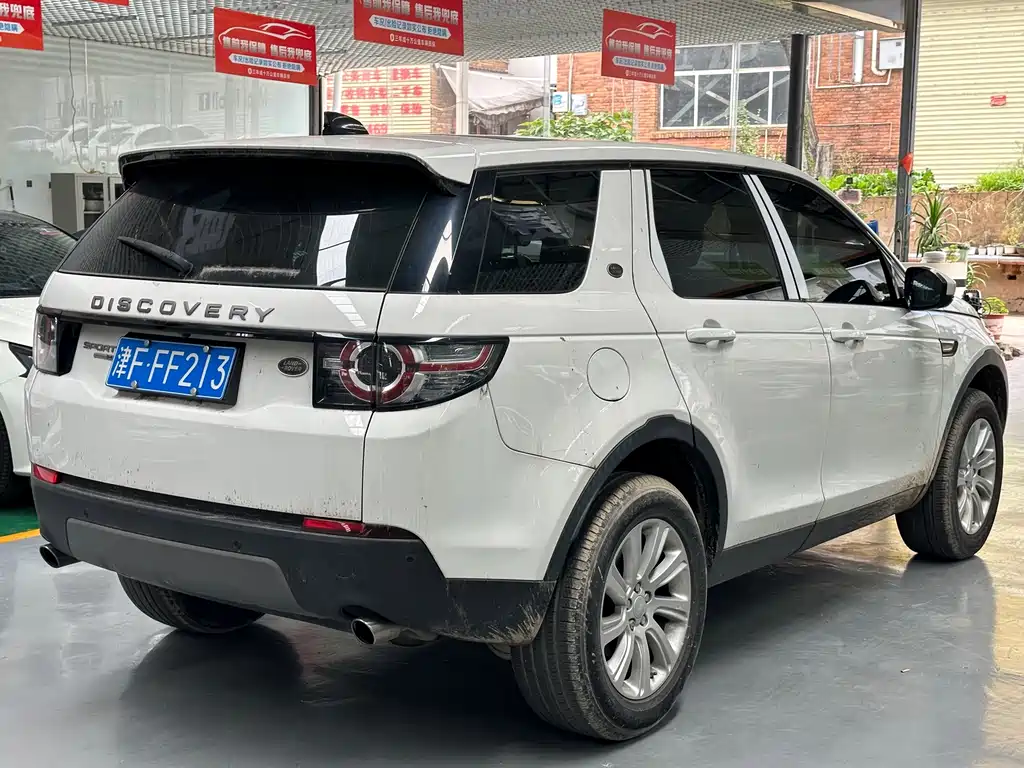 Land Rover Discovery Sport — миниатюра 9