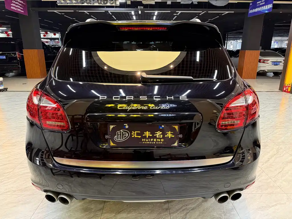 Porsche Cayenne 2011 Cayenne Turbo 4.8T