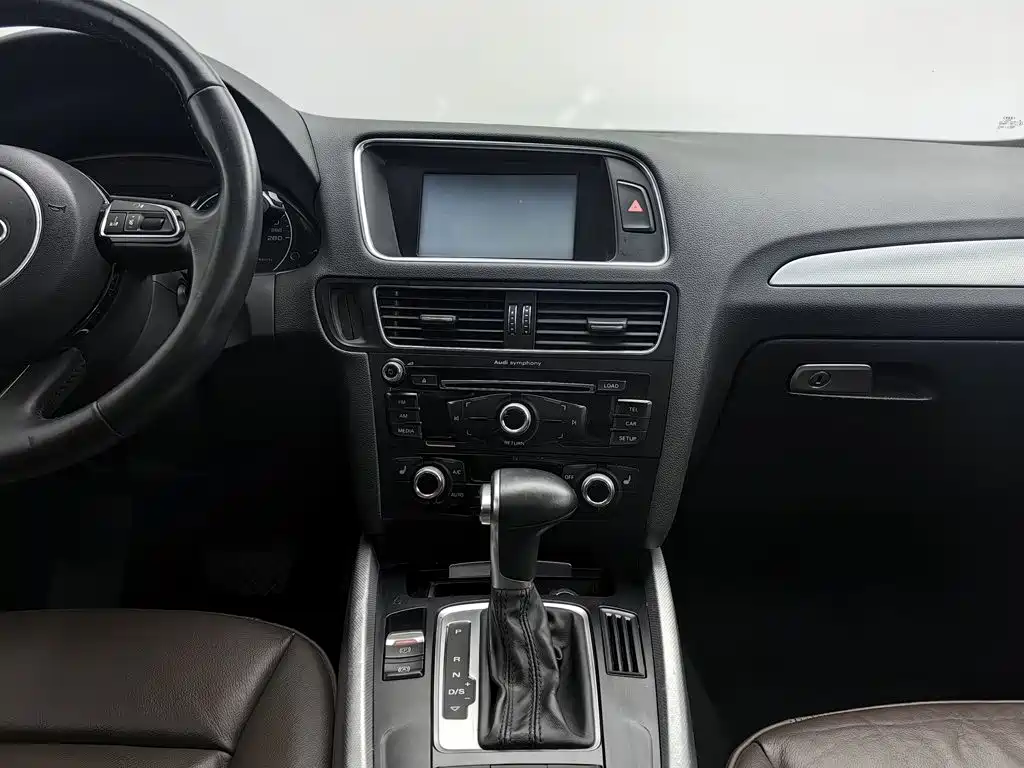 Audi Q5 — миниатюра 12