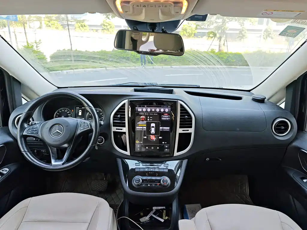 Mercedes-Benz Vito — миниатюра 7