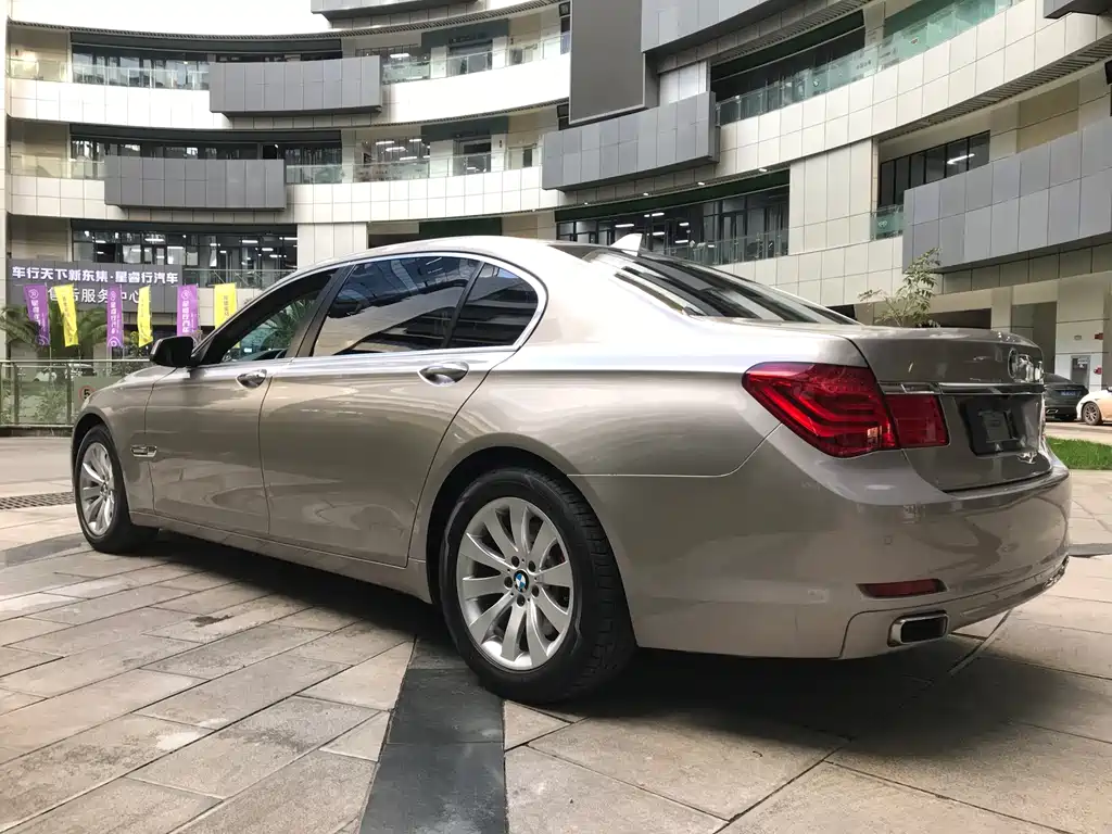 BMW 7 Series 7 2009 740Li Luxury
