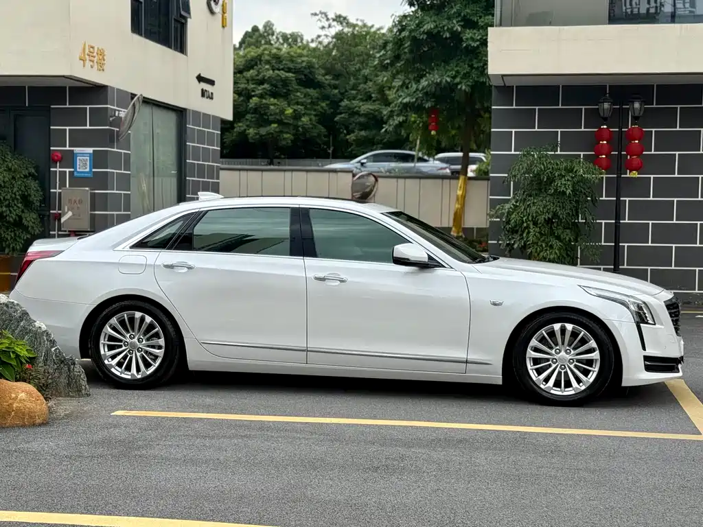 Cadillac CT6 2017 28T Luxury