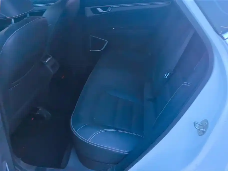 GEELY AUTOMOBILE EMGRAND GS