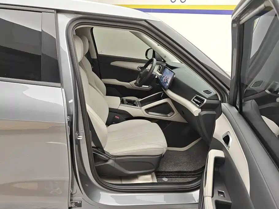 BYD Yuan UP — миниатюра 8