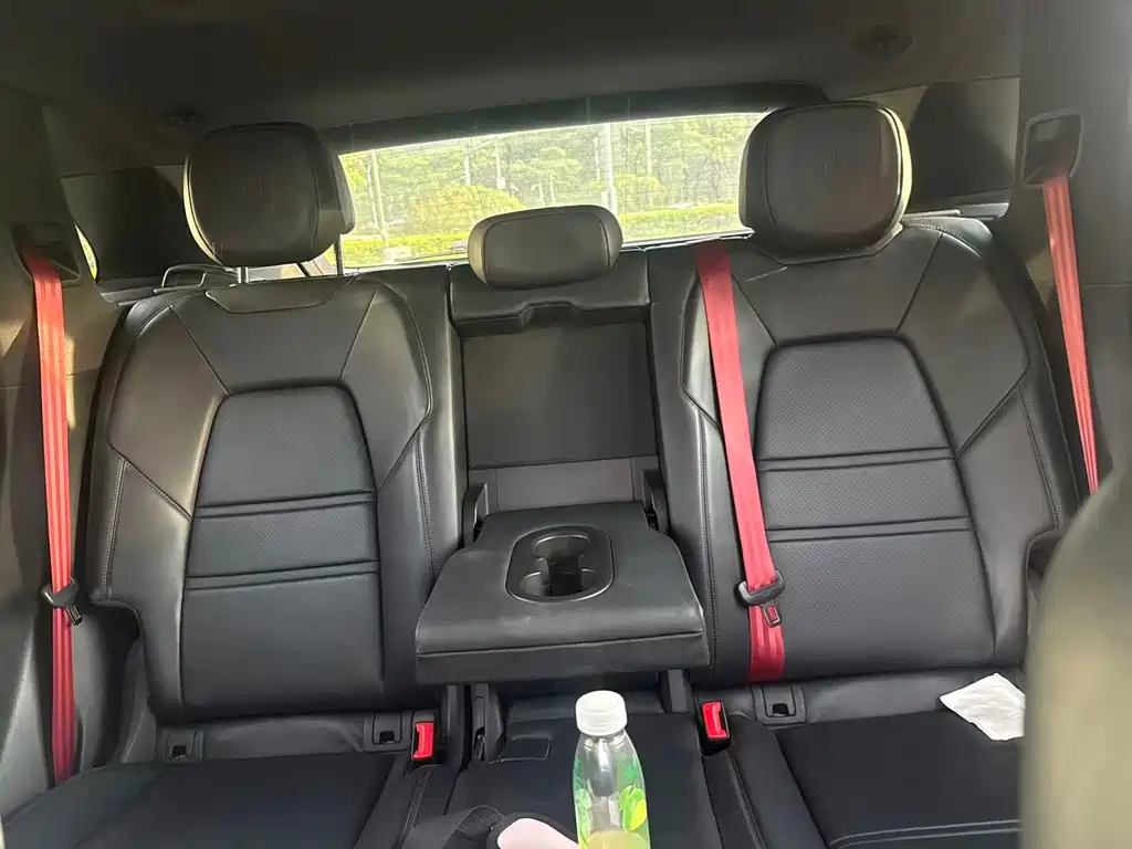 Porsche Cayenne Hybrid — миниатюра 6