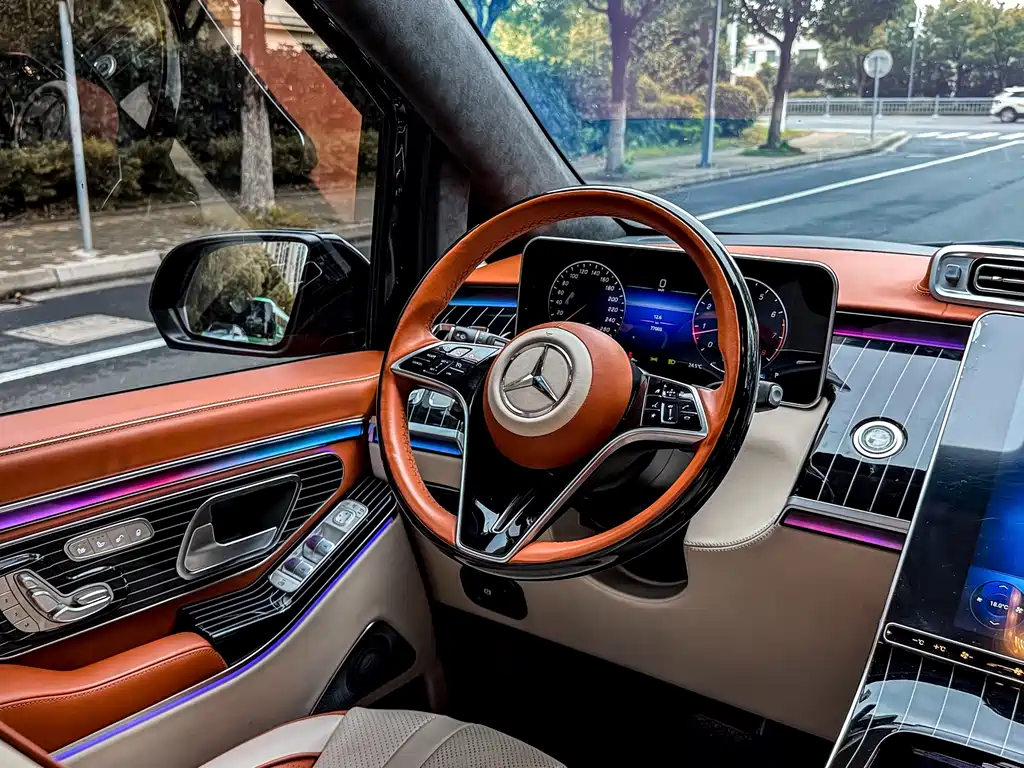 Mercedes-Benz Vito 2021 2.0T 7 мест