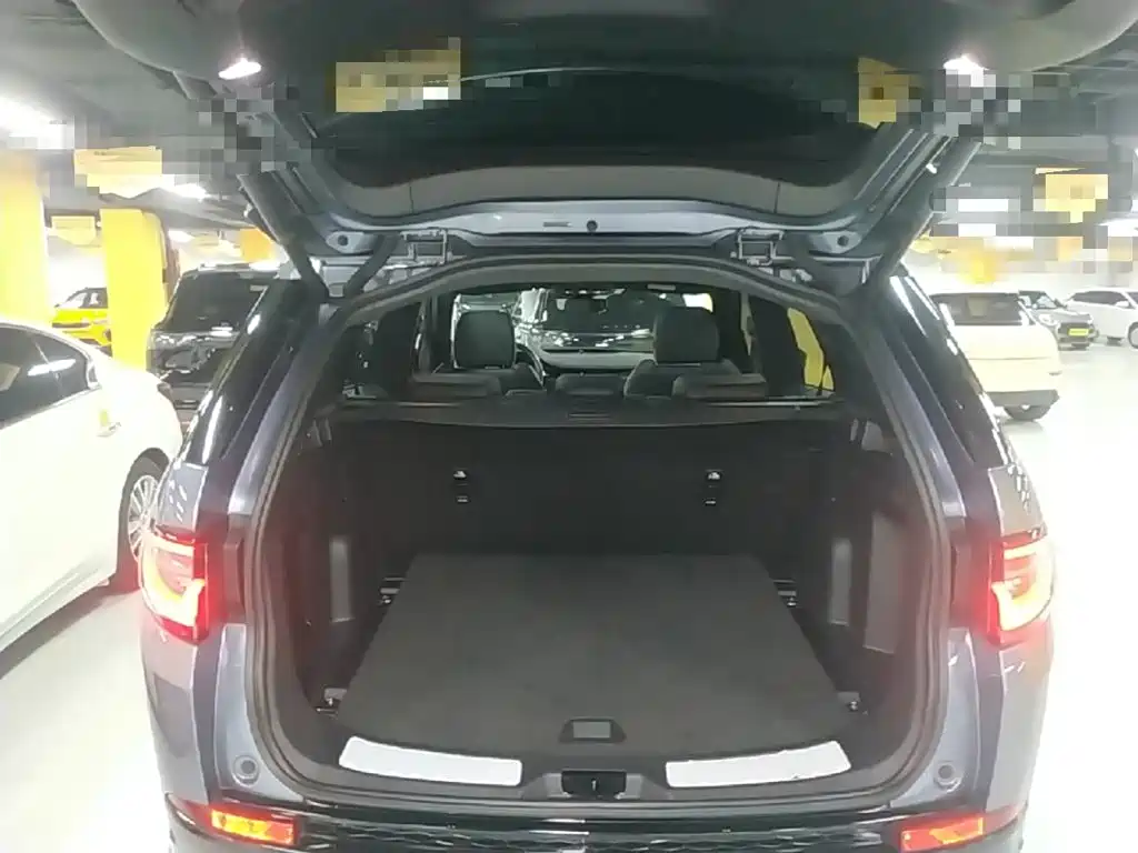 Land Rover Discovery Sport Hybrid — миниатюра 19