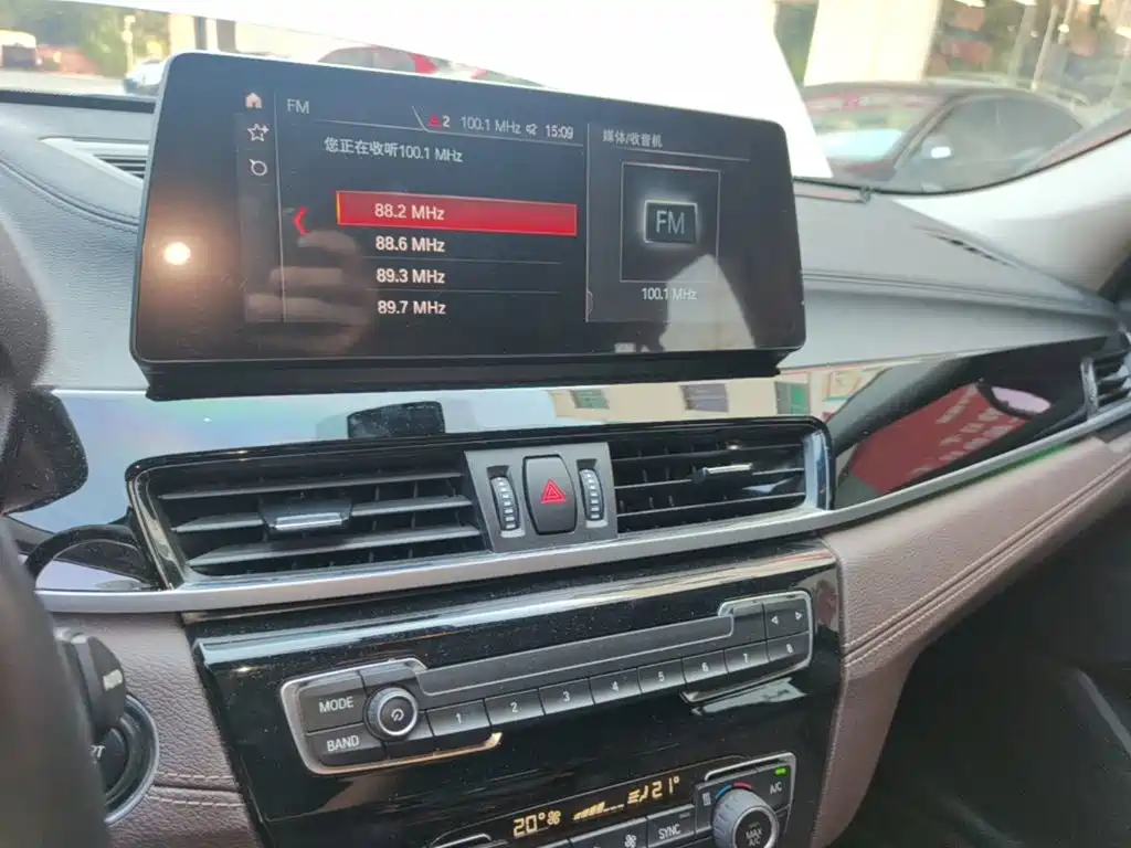 BMW X2 — миниатюра 13